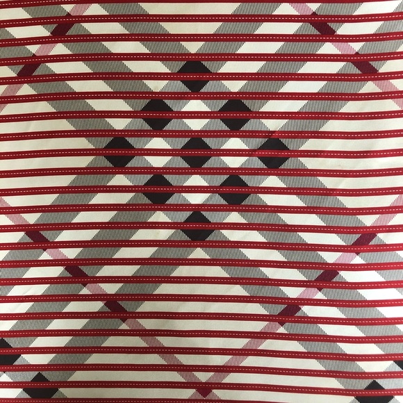 Burberry large silk rectangular large scarf - Picture 4 of 7